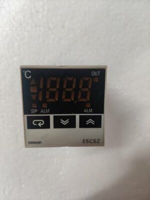 OMRON E5CSZ